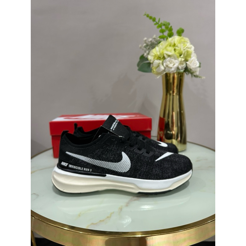 sepatu NIKE INVICIBLE RUN3