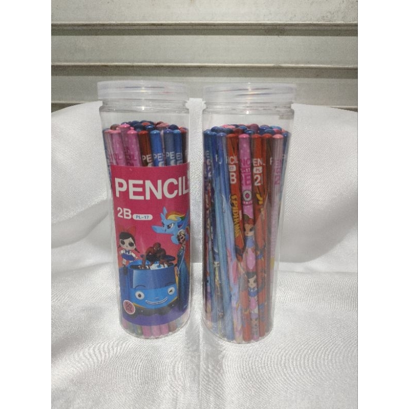 

pensil tabung karakter