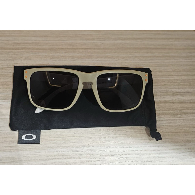 Preloved Sunglasses Oakley Original