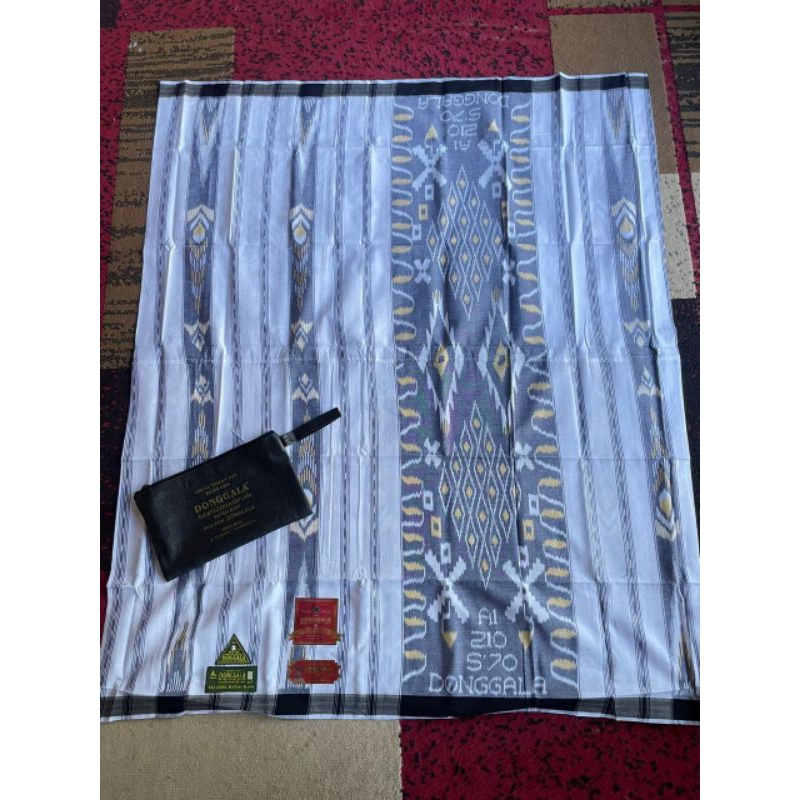 SARUNG TENUN DONGGALA 210 S75