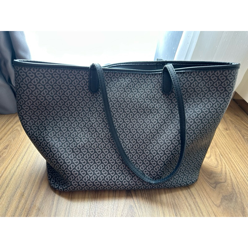 Tote Bag Buttonscarves izzy tote bag