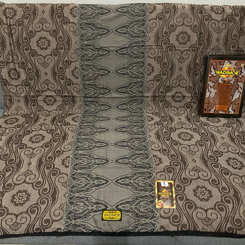 Sarung Wadimor  Jaquard Batik Jaquard Antik
