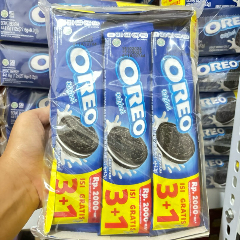 

Oreo Biskuit Krim harga per 1 Box isi 12 pcs @36.8gr