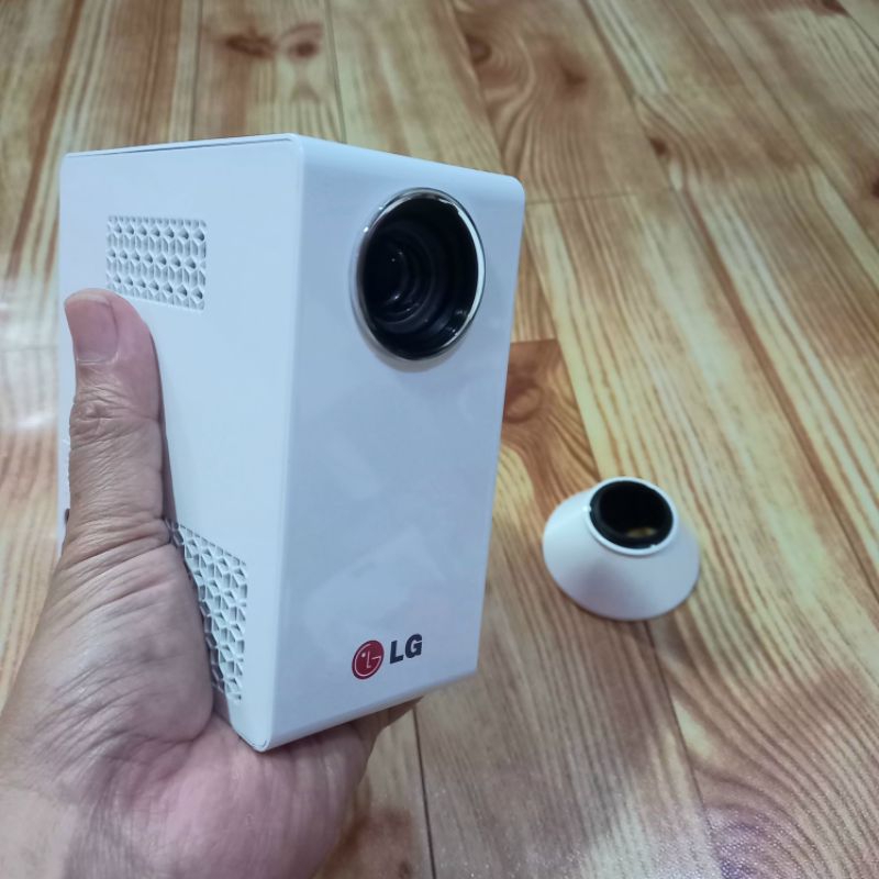 Proyektor mini beam LG PG60G Minus