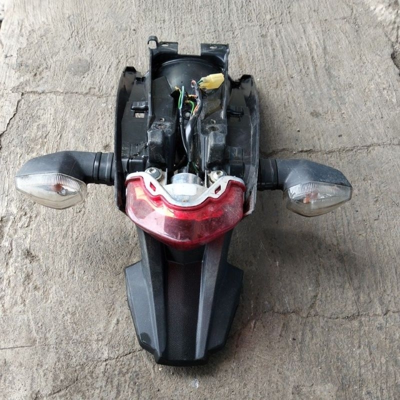 spakbor belakang crf 150 bekas original