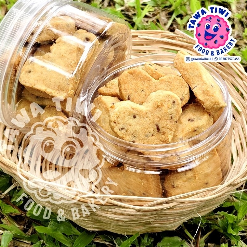 

Tawa Tiwi Kue Kering Love Butter Cookies / Kukis toples Cokelat