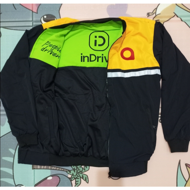 JAKET BISA DIPAKE BOLAK BALIK MAXIM DAN INDRIVER