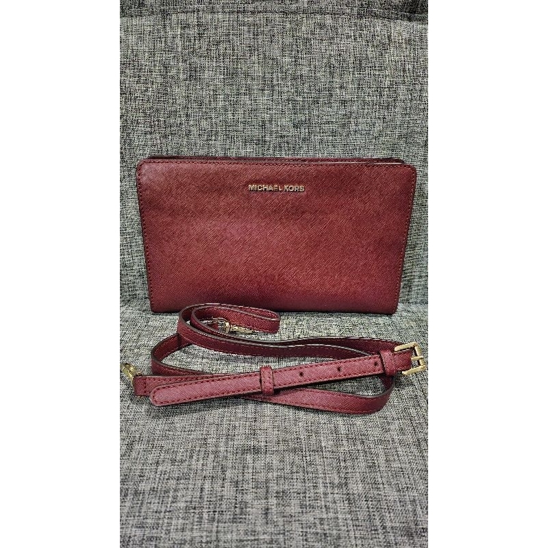 Michael Kors Crossbody Clutch