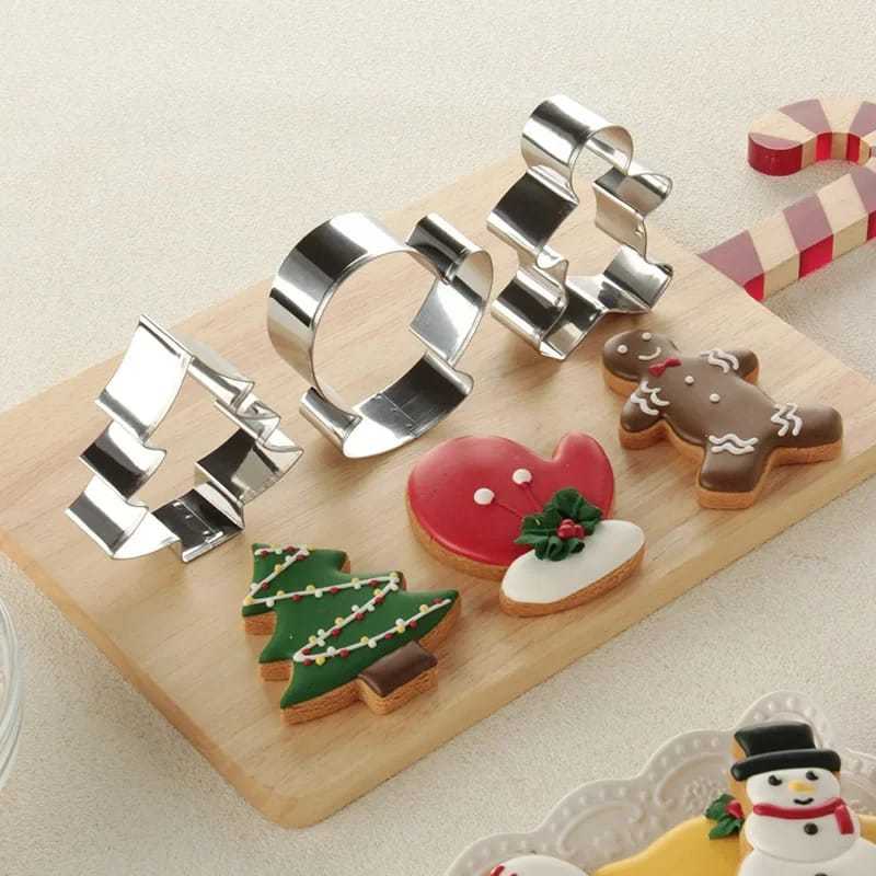 Cetakan ring karakter motif pohon natal/Cookies Cutter