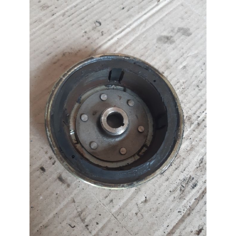 magnet yamaha alfa ori lepasan