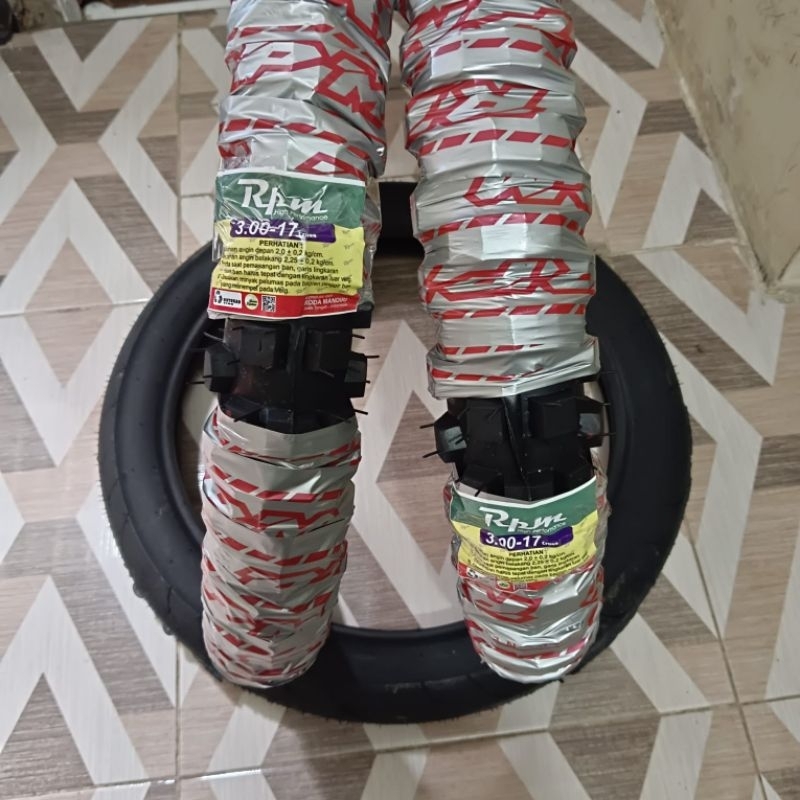 Ban Luar Cross RPM 300-17 tubetype non tubless