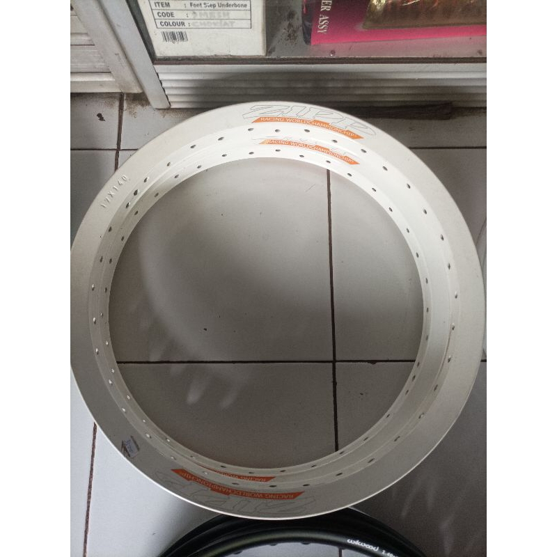 Velg Motor Racing Ring 17