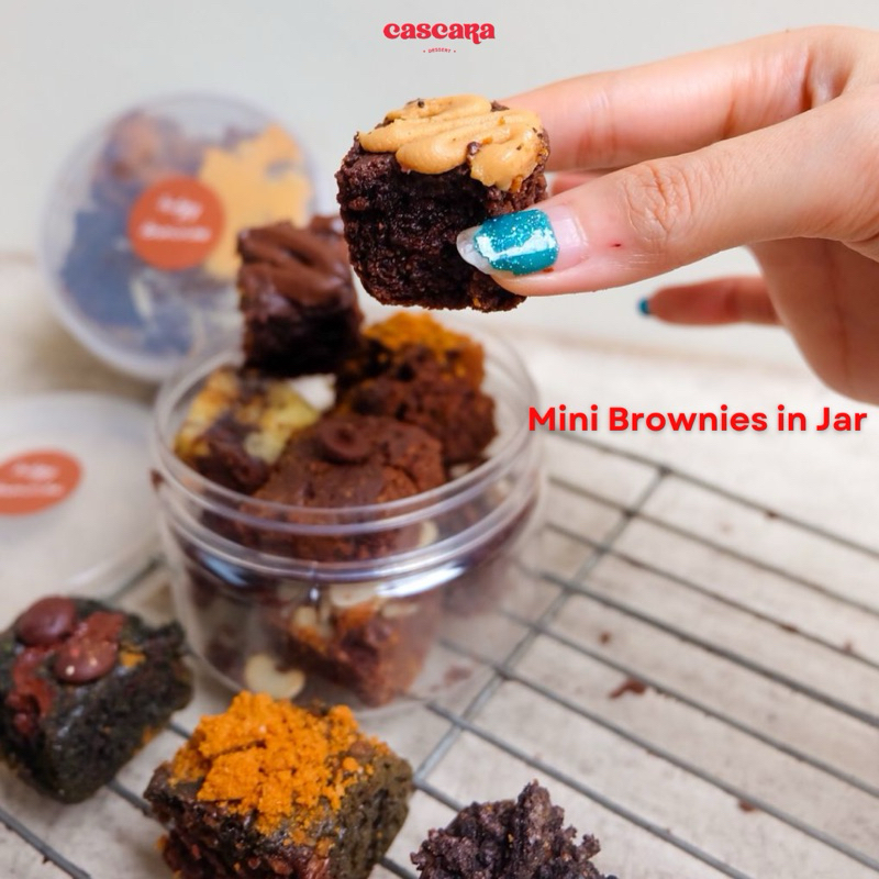 

Cascara Cookies - Kue Mini Fudgy Brownies Bites in Jar size 10x10cm Kue Ultah Cokelat Ramadhan