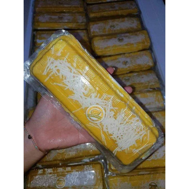 

Pancake Durian Roll 21 Cm