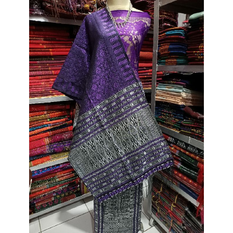 Tumtuman Tanpa Sambung motif Bunga Benang Purada / Kristal