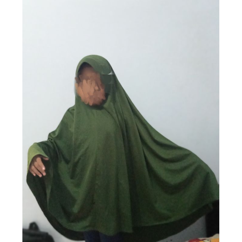 kerudung syar'i hijau botol preloved