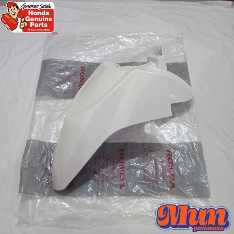 61100-KZR-600 PFW Spakbor Depan (Fender FR) Putih – Vario 125 FI