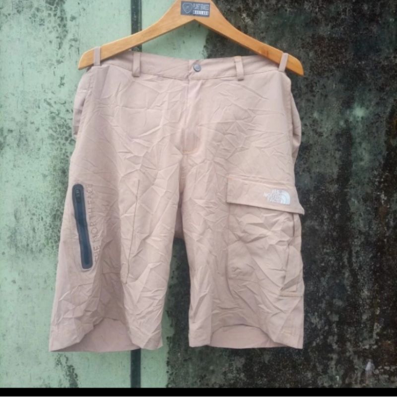 celana pendek  waterproof the north face coklat