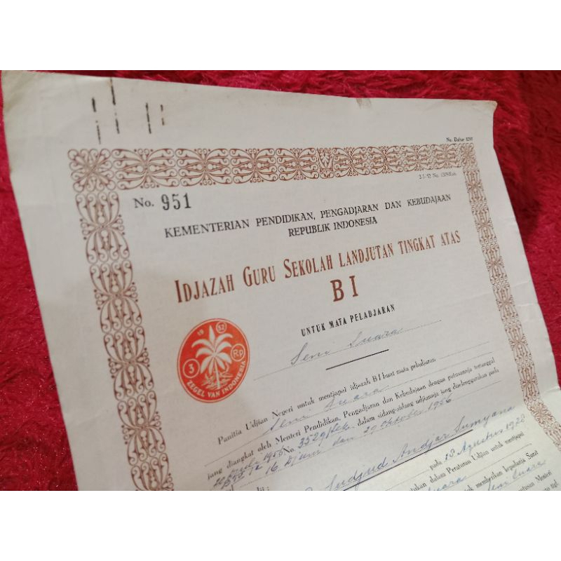 

Dokumen Jadul Ukuran 25 cm X 35 Cm Tahun 1958 USED