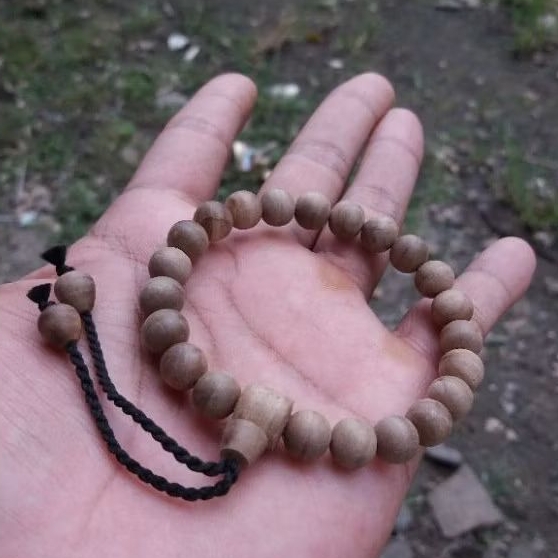 gelang tasbih kayu galih kaboa sancang garut