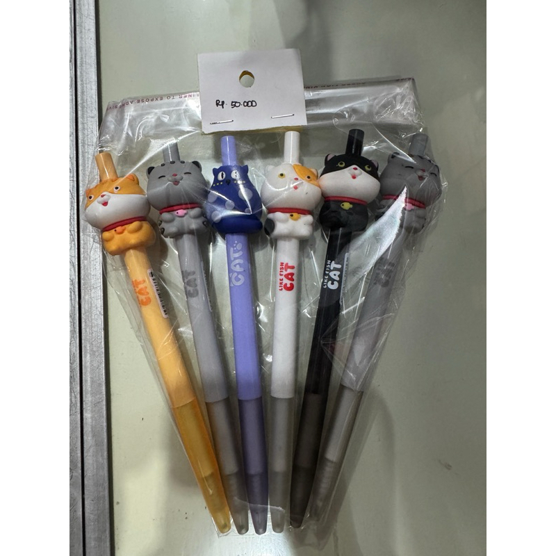 

PULPEN KARAKTER KUCING ANJING ( isi 6 pcs) TINTA HITAM