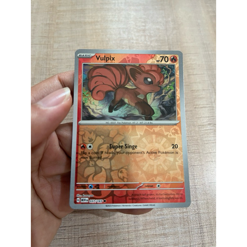 kartu pokemon reverse holo vulpix 037/165