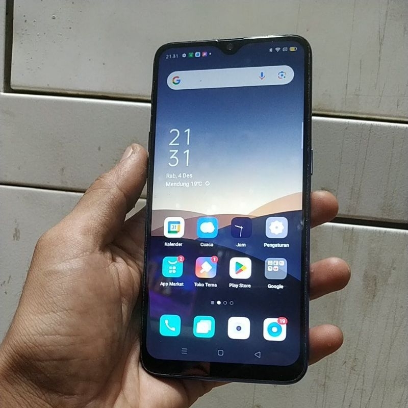 Oppo f9 ram 4 64gb original second berkualitas