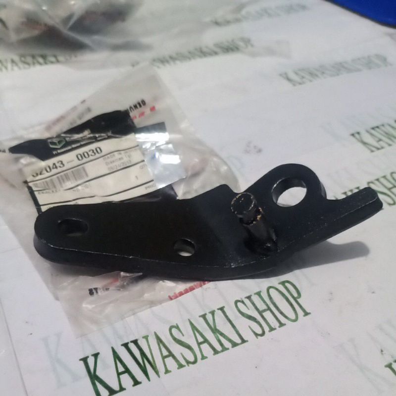 breket besi standar samping zx130 original kawasaki 32043-0030
