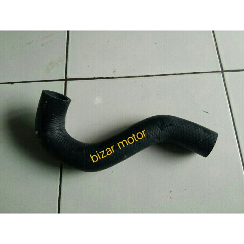 Selang Radiator Atas Aerio Baleno Next