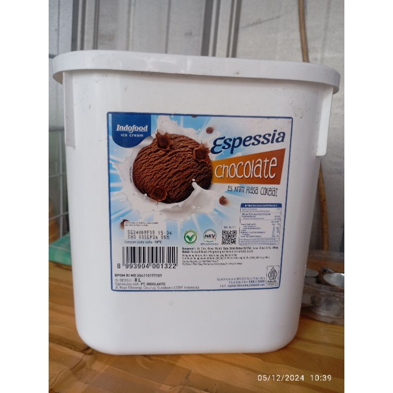 

eskrim ember 8liter