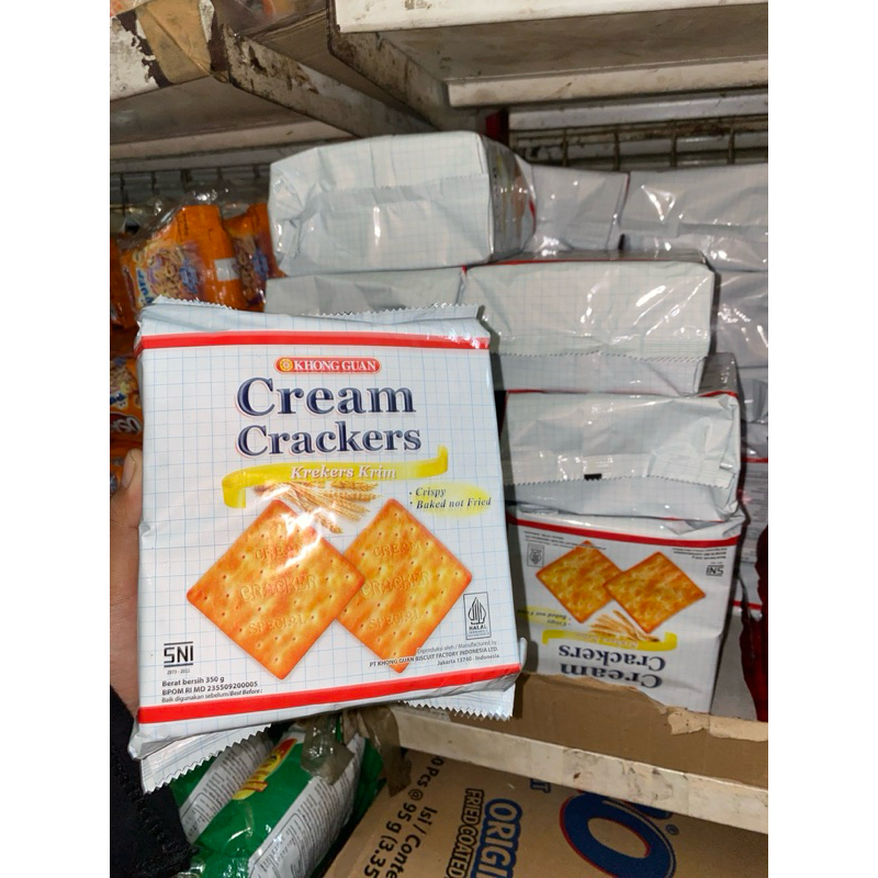 

Khong guan cream crackers