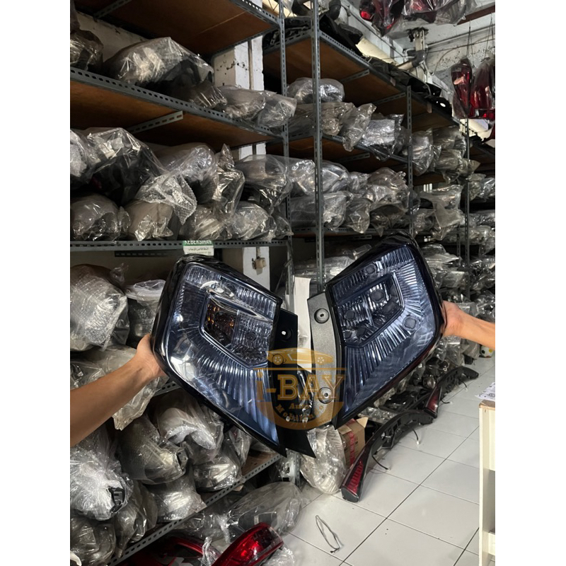 Stoplamp Lampu Belakang Honda Brio Custom Mika smoke Bahan Batok Original