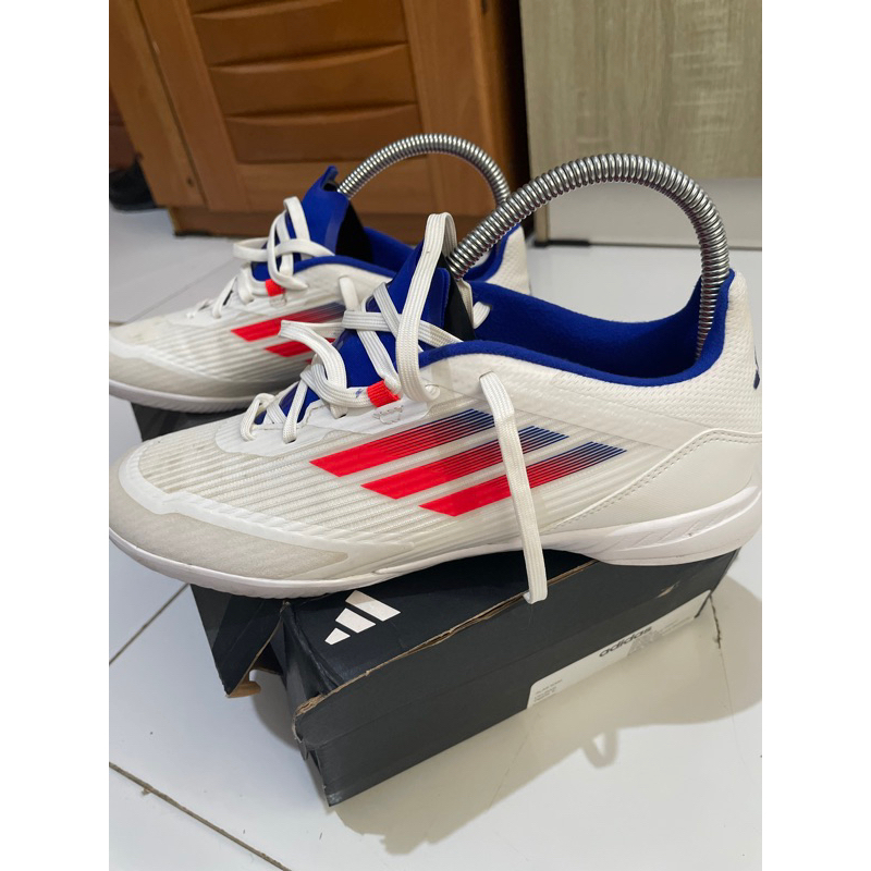 sepatu futsal adidas F50