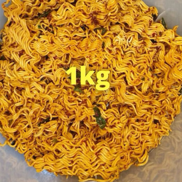 

Snack Fantasy | 1kg Mie kering Mie kremes pedas daun jeruk premium kiloan murah 1 kg