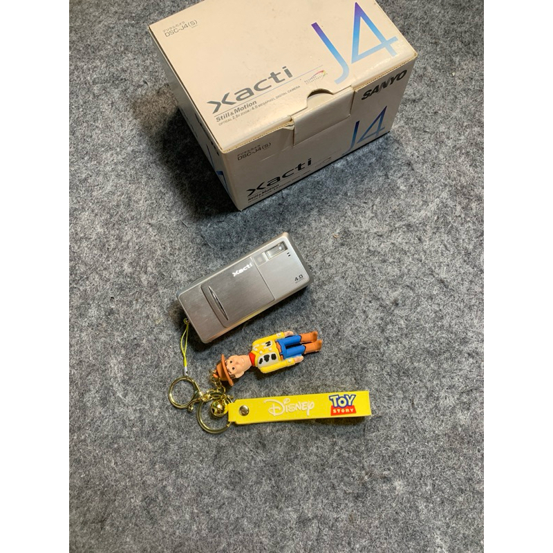 kamera digital digicam SANYO XACTI J4 fullset