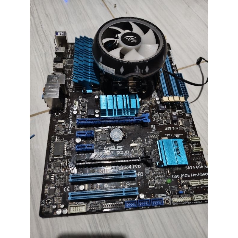 Paket Mobo Asus Mainboard H55 + i7 860 + Fan