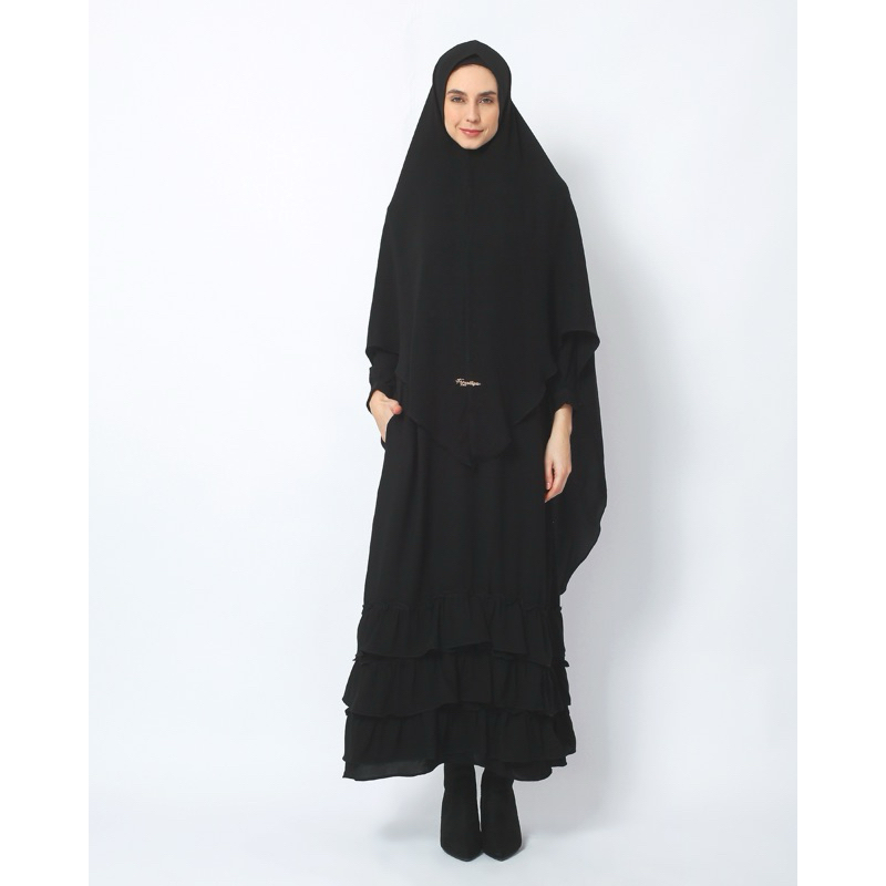 Fiorellya by Dwee - Gamis Hitam Wanita - Dress Hitam - Gamis berbahan Arabian- Fio Dress