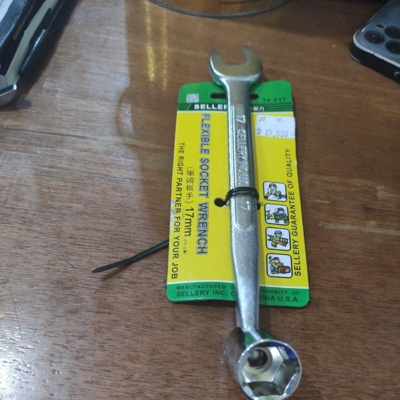 kunci sock flesibel + kunci  pas 17mm sellery / kunci kombinasi sock flexibel + ring pas 17mm seller
