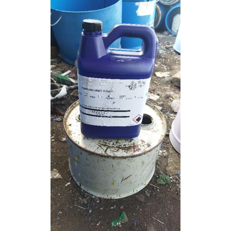 jerigen plastik 5 liter bekas