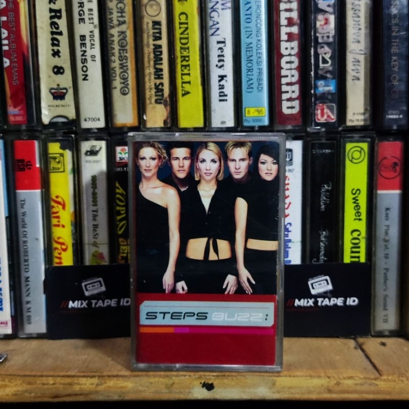 Kaset Pita - Steps Buzz - Radio Tape - Kaset - Radio - Pemutar Kaset