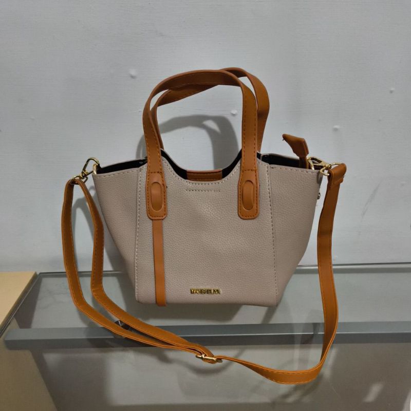 Tas Wanita Selempang Warna Khaki