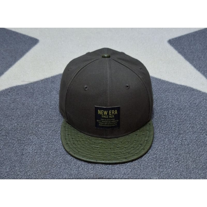 topi new era green army strap kulit unik second original bekas