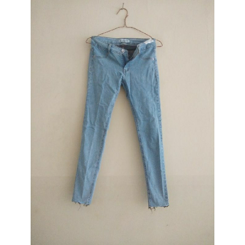 Light Blue Jeans PULL&BEAR eur. 36 (HD74)