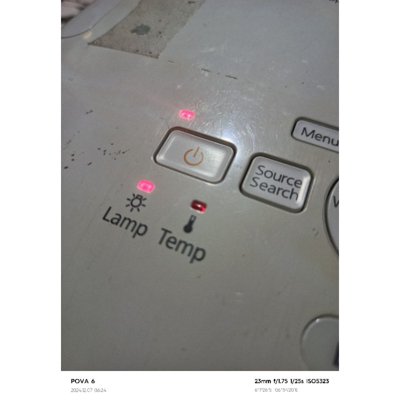 proyektor Epson eb s9 minus