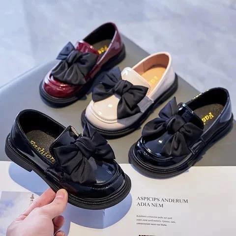 Sepatu Slip On Anak Perempuan Docmart / docmart anak cewek / slip on anak perempuan / slip on anak k