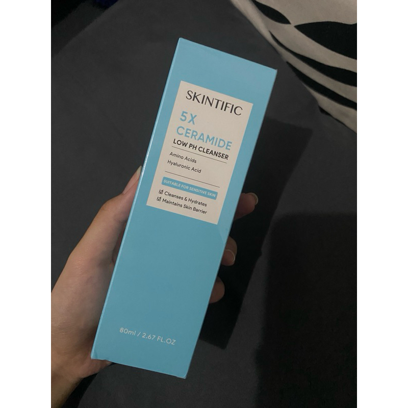 skintific cleanser