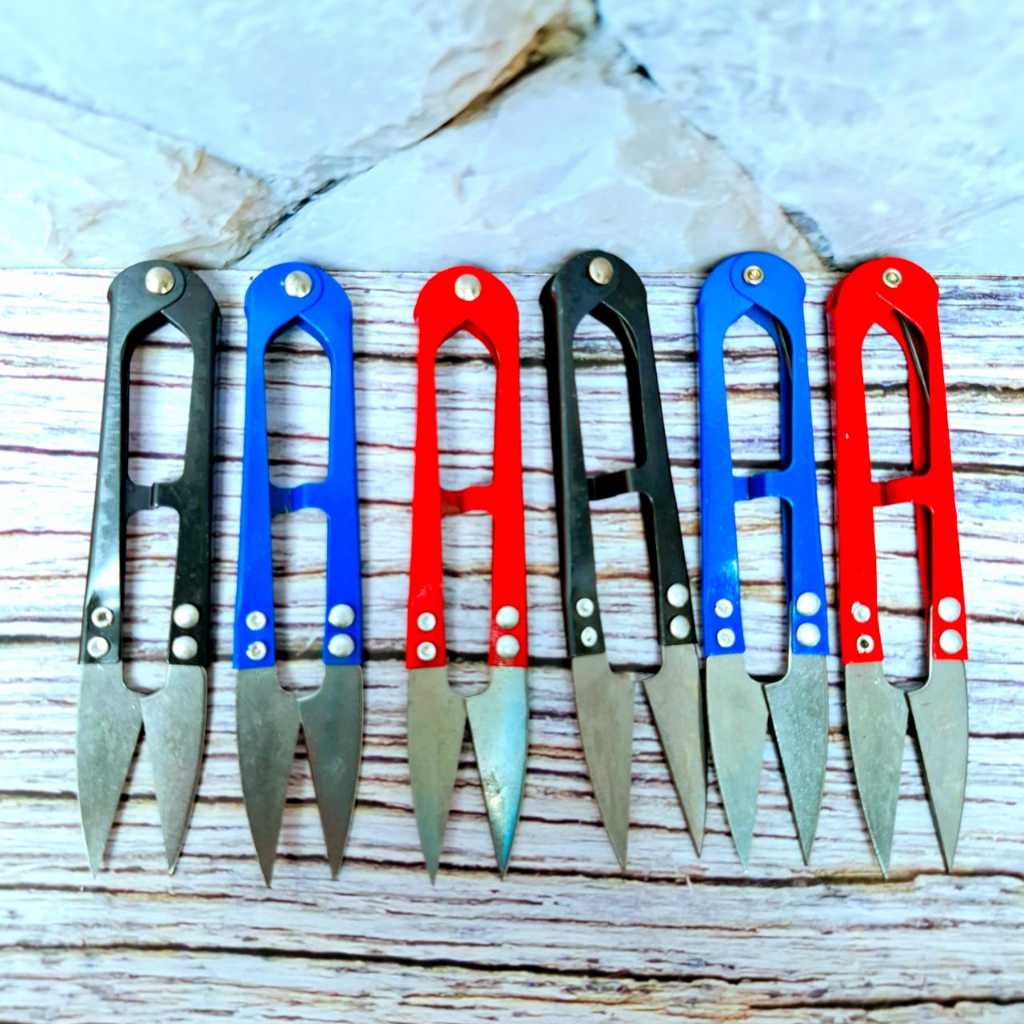 

(ISI 3 DAN 6 PCS )GUNTING BENANG JAHIT/ PEMOTONG BENANG (100% BAHAN BESI)