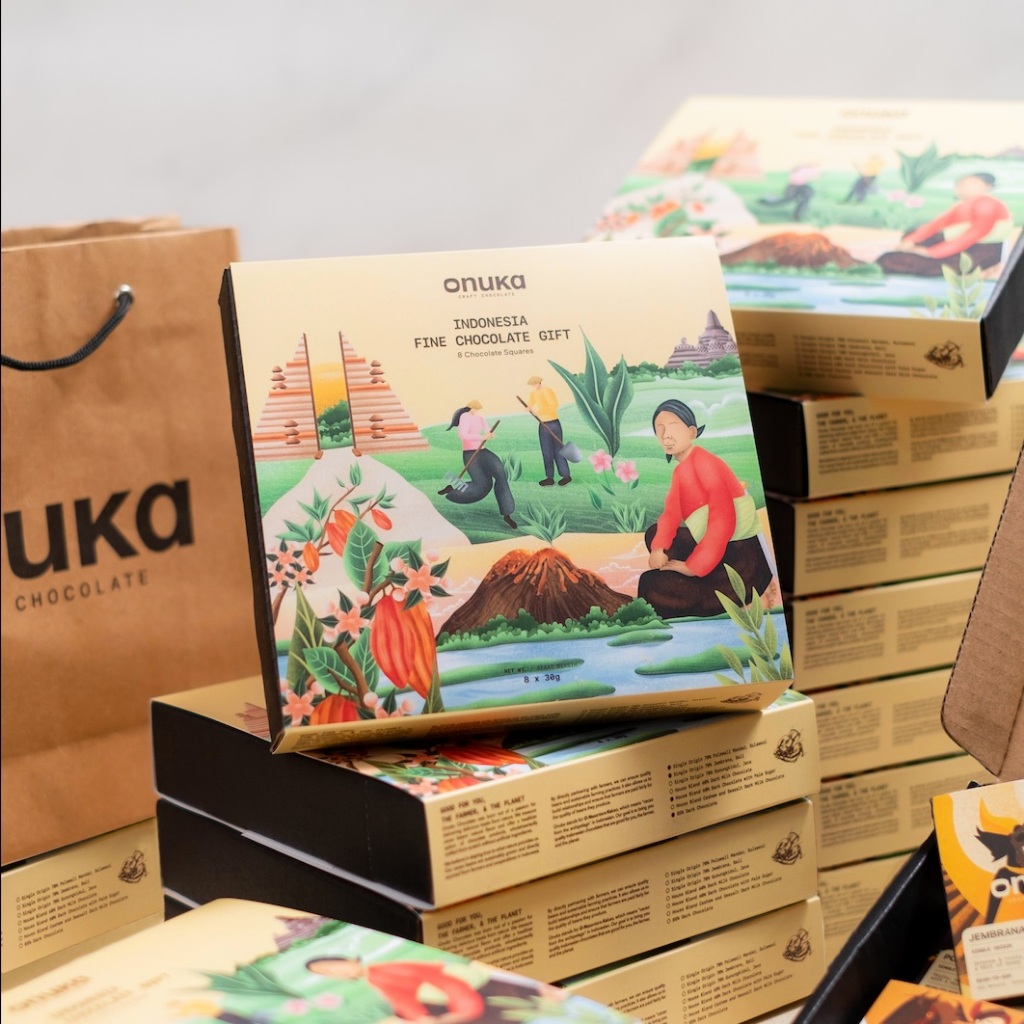 

Onuka Oleh Oleh Indonesia Chocolate Gift Box (Square 8 x 30g) / Hadiah Cinderamata Souvenir Coklat Asli