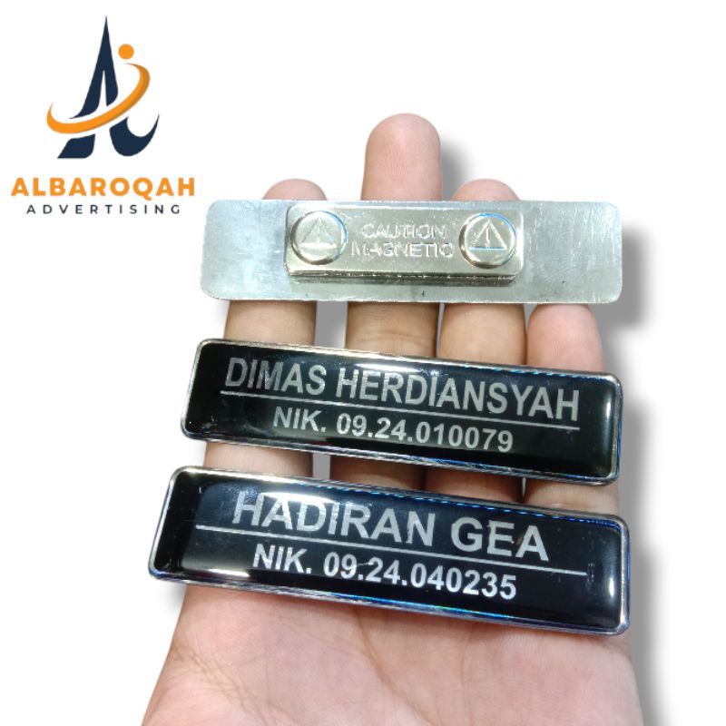 

Papan Nama Dada Name Tag Dada Bahan Stenlis Kuningan di Lapisi Resin Pakai Magnet