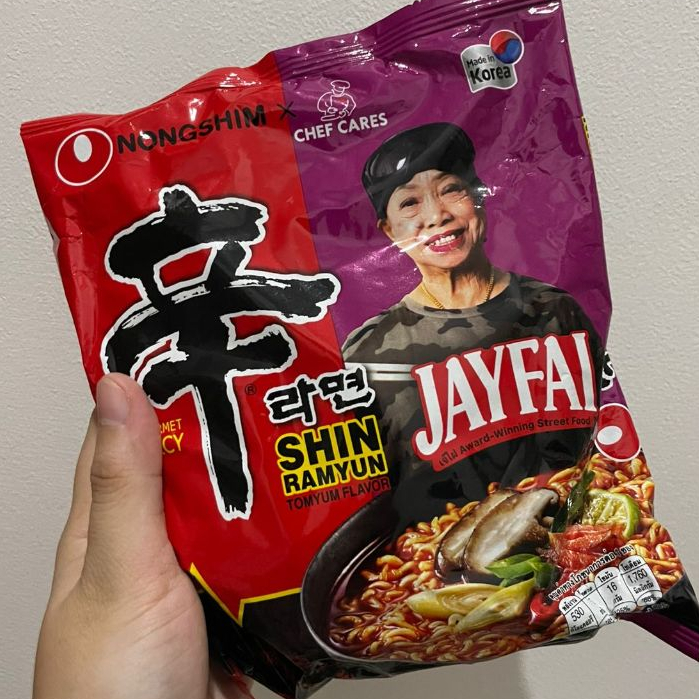 

Mie Instan Viral RAMYUN NONGSHIM X JAYFAI BKK BANGKOK THAILAND HALAL